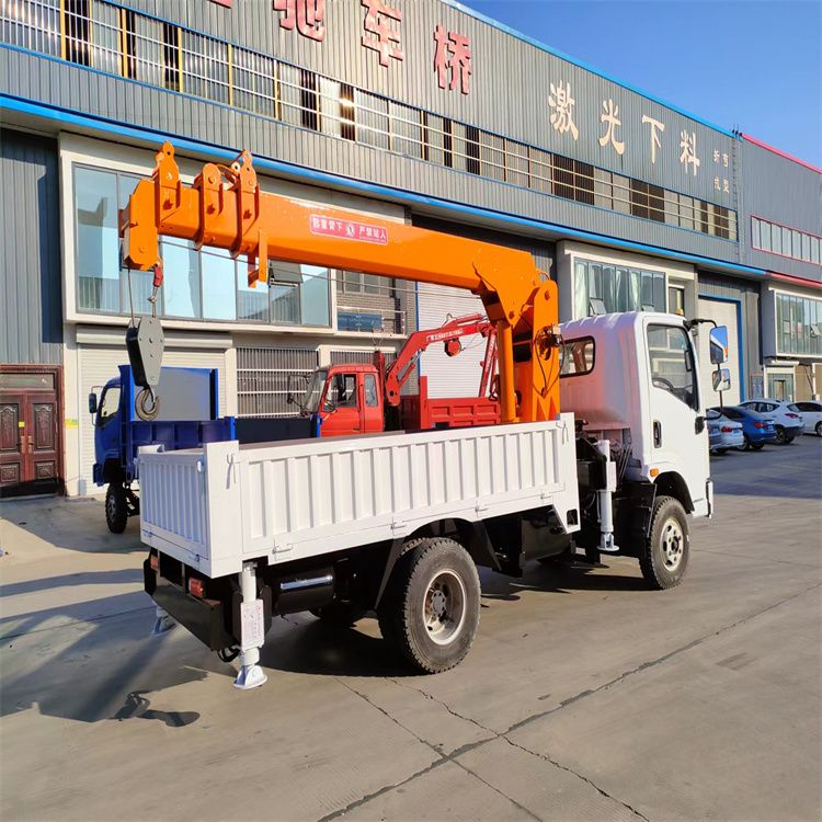 广平县三轮随车吊定制 农用改装机自备吊中瑞长期出售