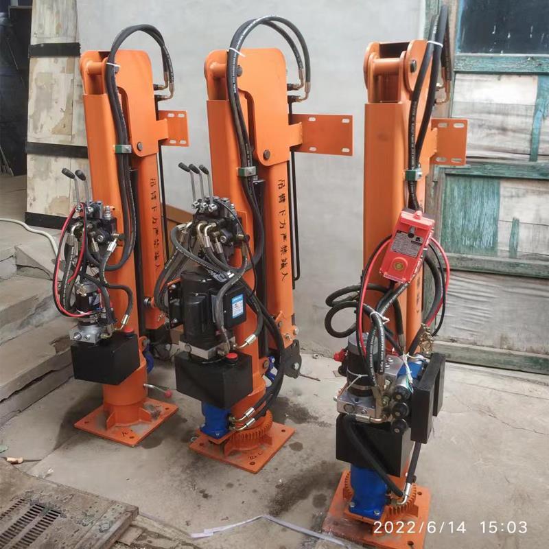 广平县重汽蓝牌随车吊 3.2吨 国六动力强 液压驱动 农用自卸起重机